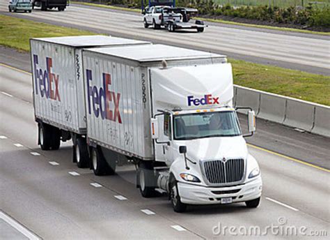 FedEx Ground businesses are unique from almost every other business model. In a normal year, FedEx Ground pickup and delivery (P&D) routes can expect anywhere from 20% to 40% annual growth, year over year. Those are significant profits! When reviewing potential routes, you will often receive historical financial information.